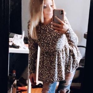 Super cute long sleeve shirt